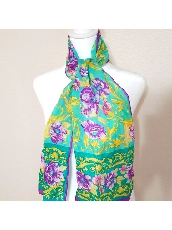 the specialty house Accessories - Specialty house 100% silk scarf, made in Japan.